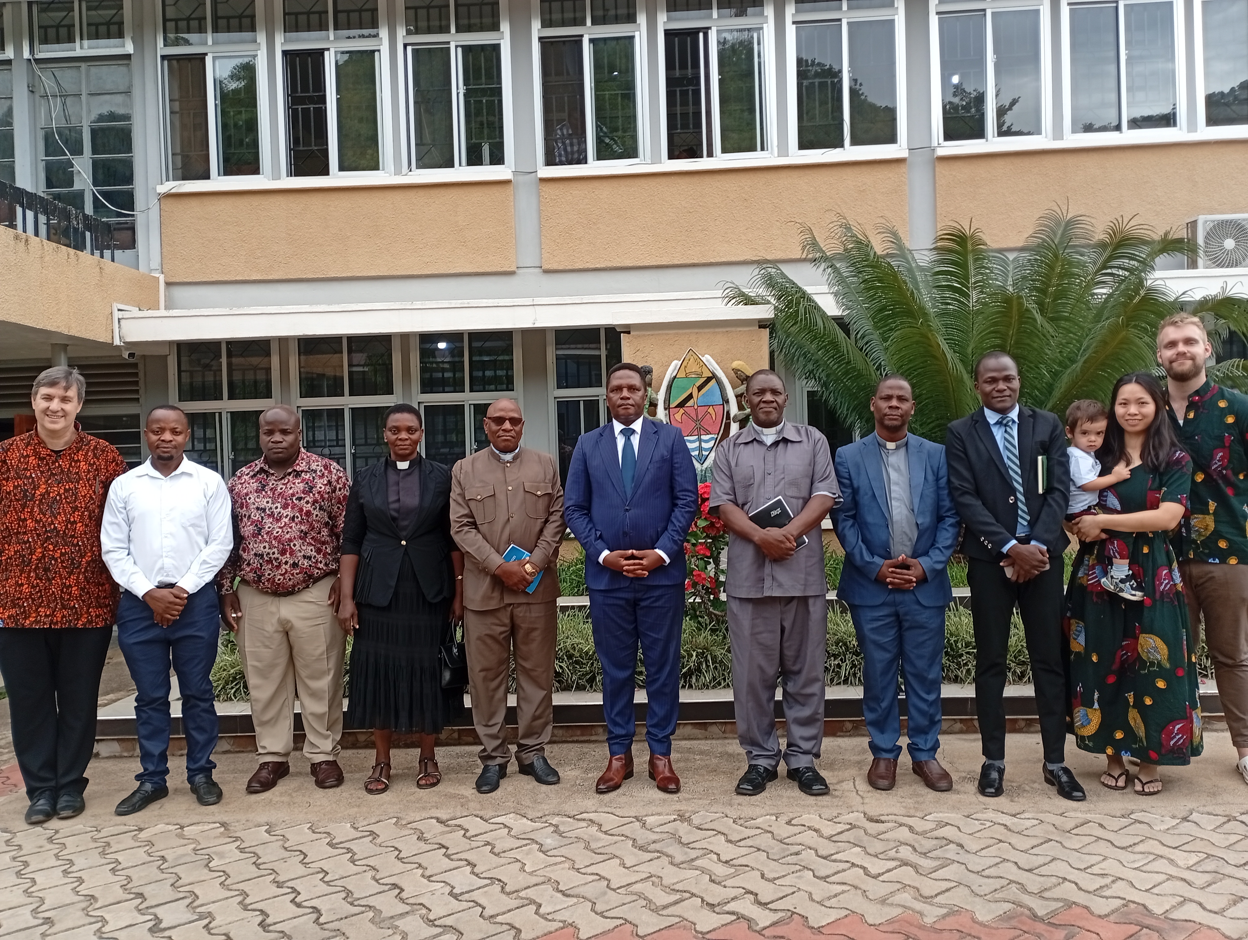 RC ALITAKA KANISA LA MOROVIAN TANZANIA KUISAIDIA SERIKALI KUELIMISHA JAMII